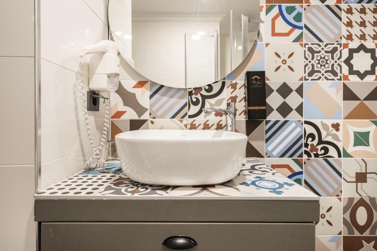 Lovely Studio Flat Near Hadrians Gate Apartment Antalya Bagian luar foto